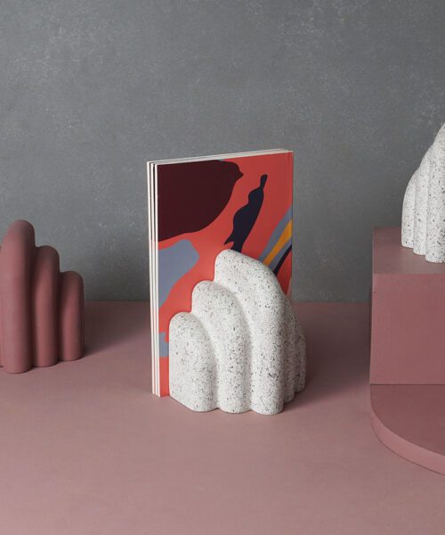 Alternative view of MISS Bookend Spotted White