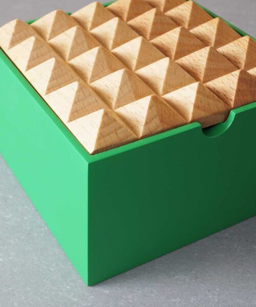 Alternative view of Pyramid Box Medium Green